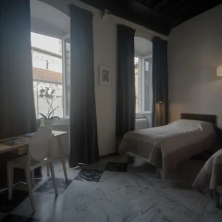 Duomosette Nocleg ze śniadaniem Carrara