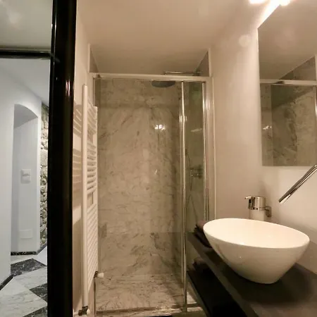 Duomosette Bed & Breakfast Carrara